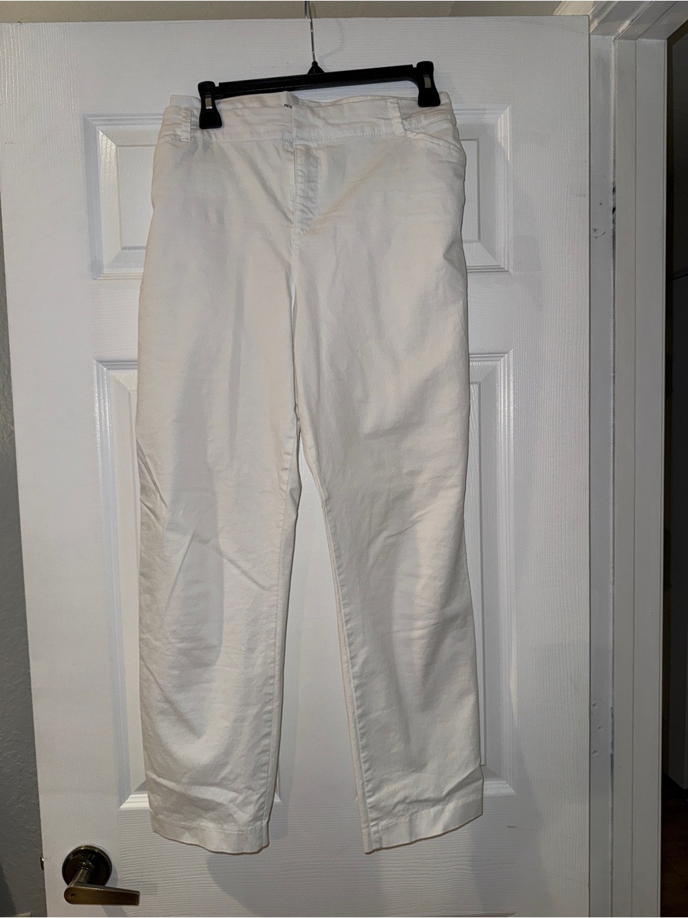 Old Navy White mid rise pixie Pants